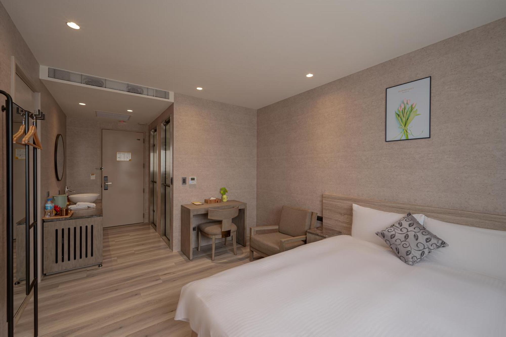 In Joy Hotel Tajcshung Kültér fotó