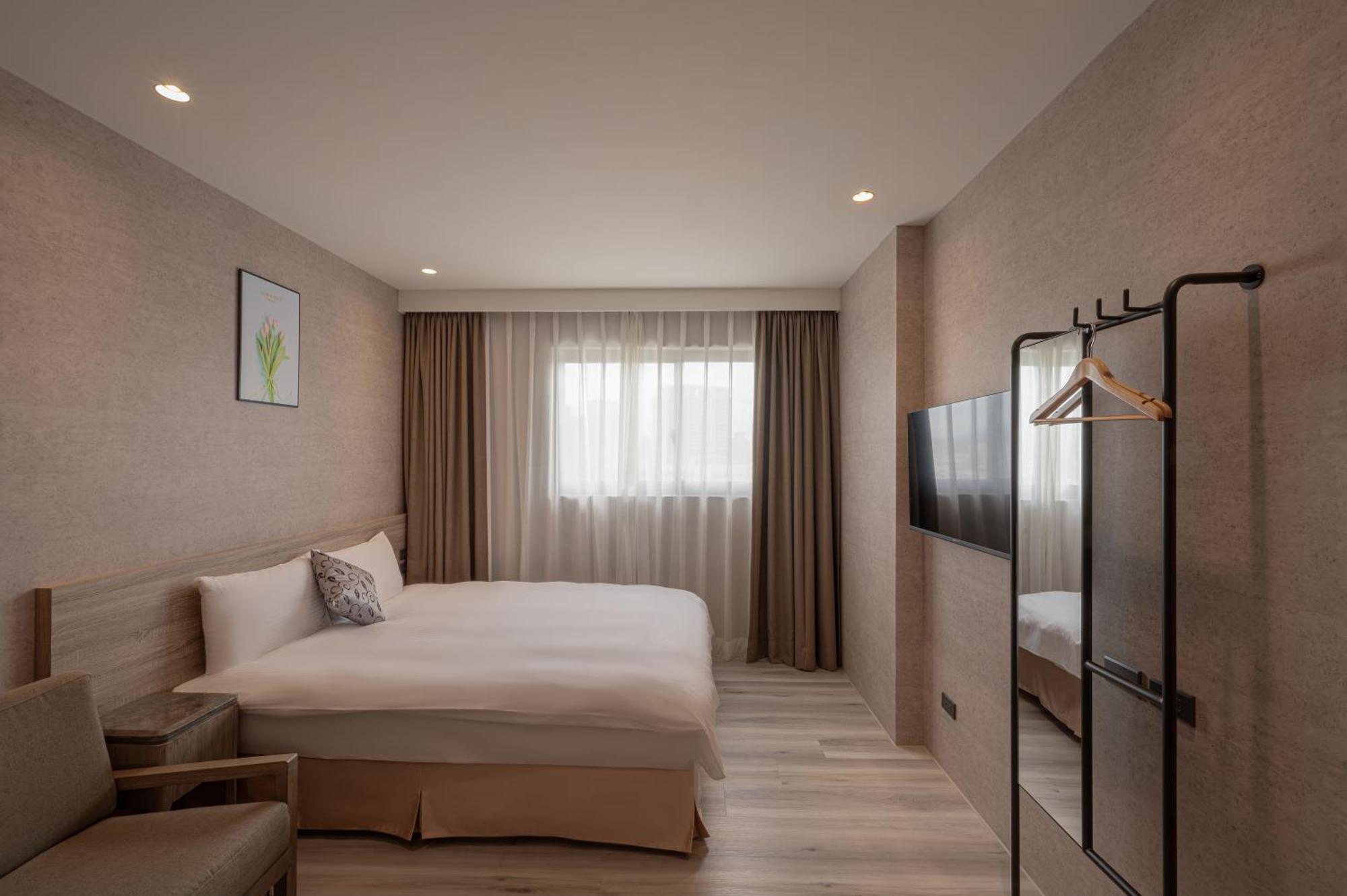 In Joy Hotel Tajcshung Kültér fotó